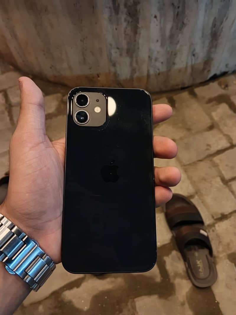 Apple iPhone 12 8
