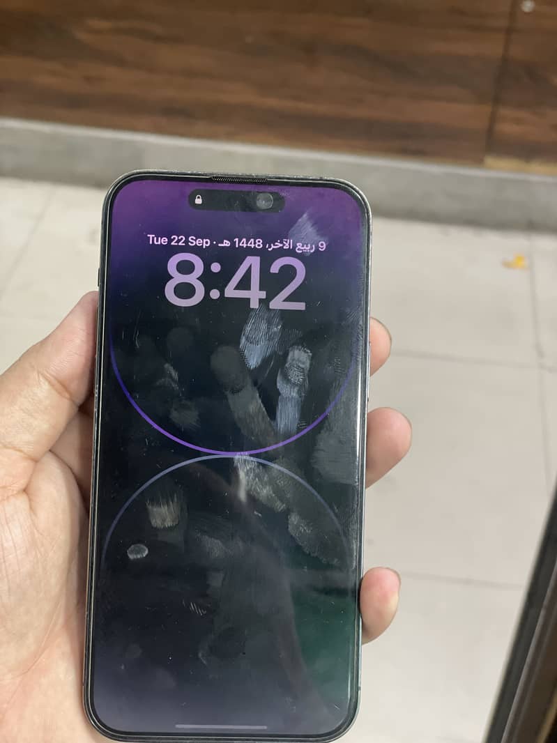 Apple iPhone 14 Pro Max 1