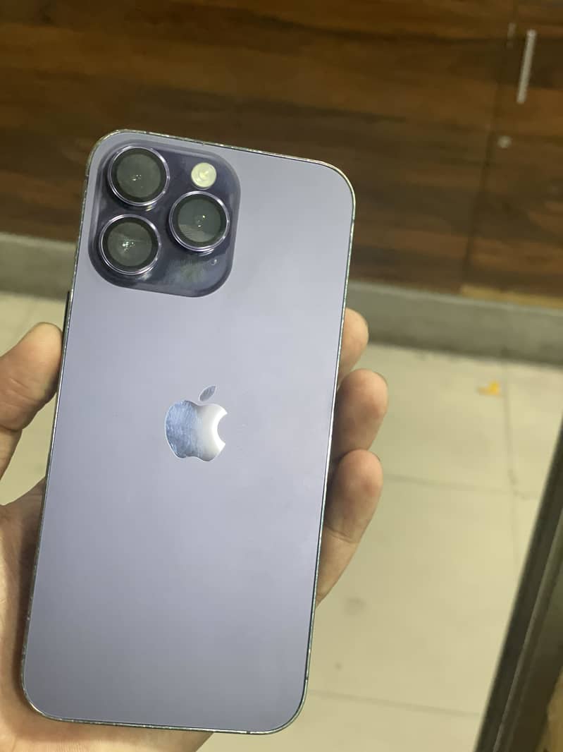 Apple iPhone 14 Pro Max 3