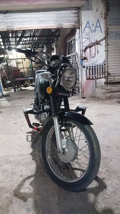 Suzuki GS 150 vibration free
