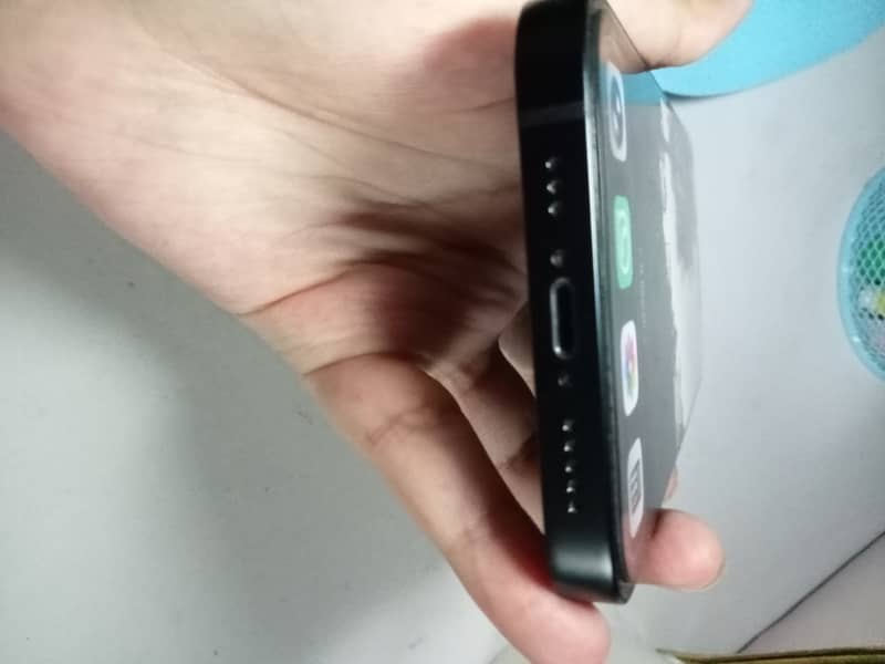 Apple iPhone 14 2