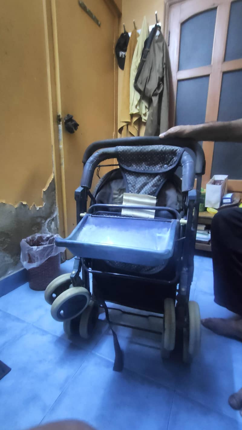 stroller 5