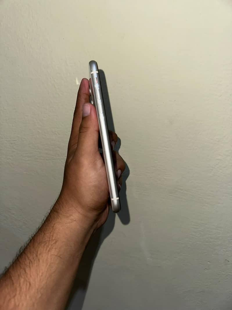 Apple iPhone 11 2