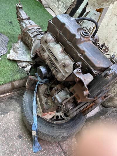 Toyota 2L Diesel Engine with Gearbox | No Blow Excellent Condition