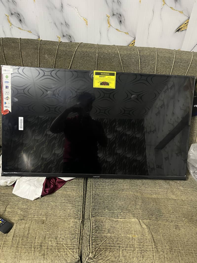 43 inch new lcd android 1