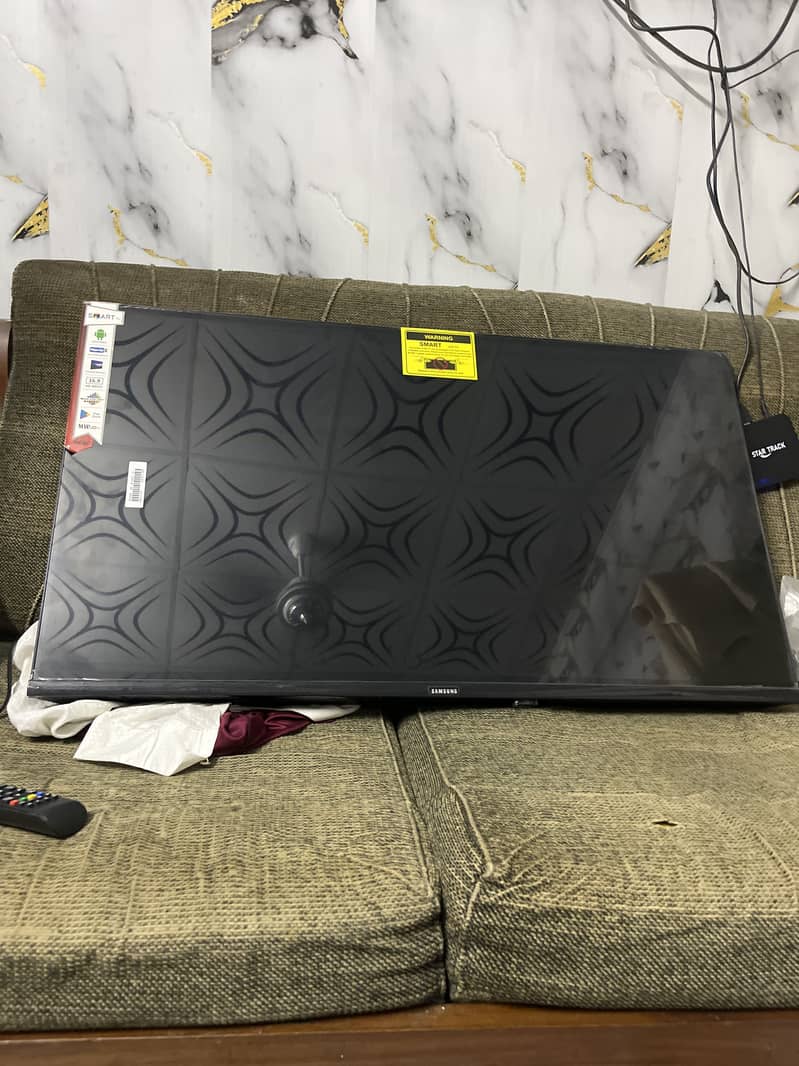 43 inch new lcd android 3