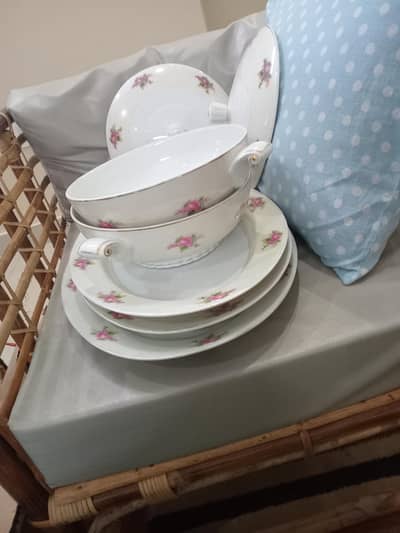 antique crockry