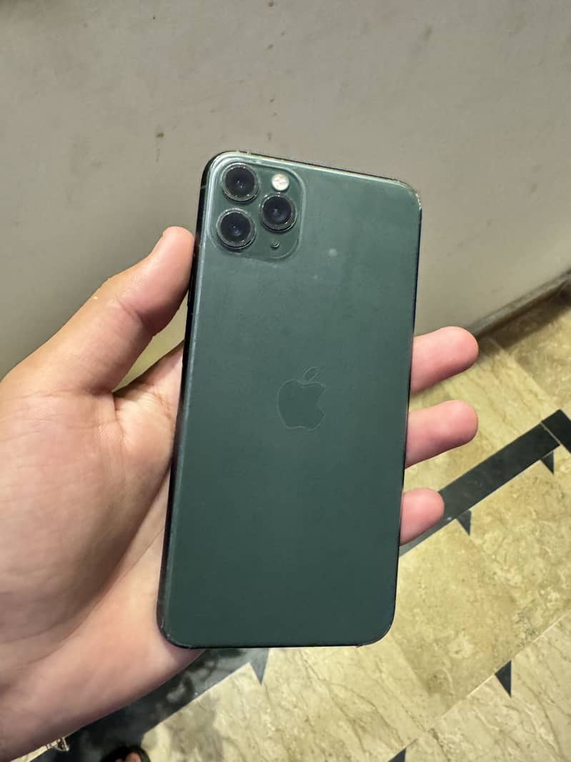 Apple iPhone 11 Pro Max 7