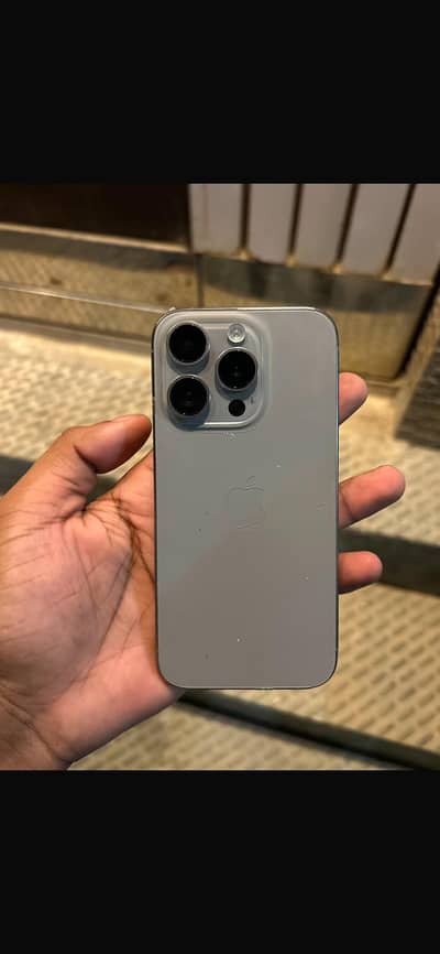 Apple iPhone 15 Pro