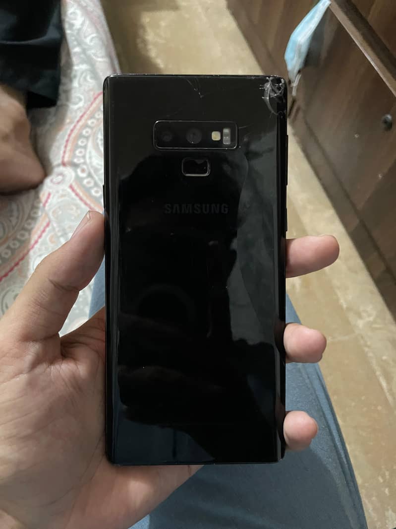 Samsung Mobile Note 9 5