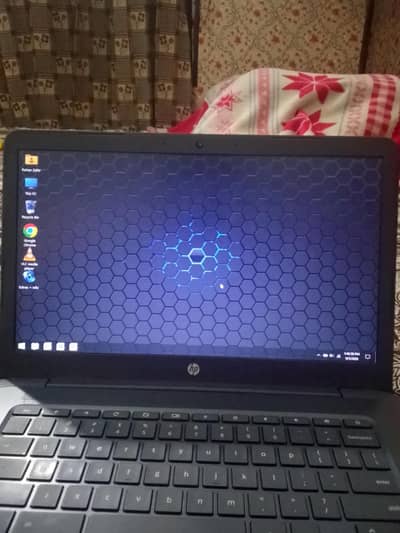 hp Chromebook 14 inches display window 10pro