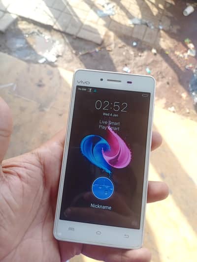 Vivo Y51