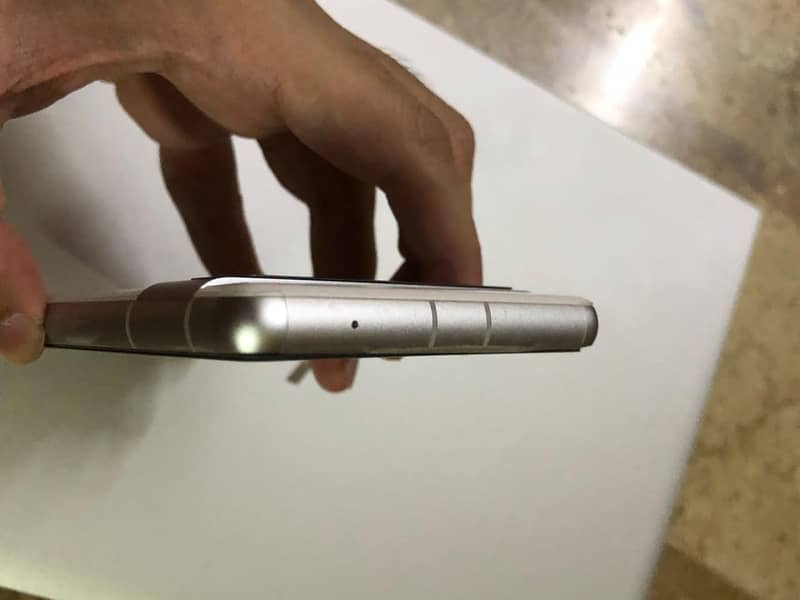 GOOGLE PIXEL 7a 3