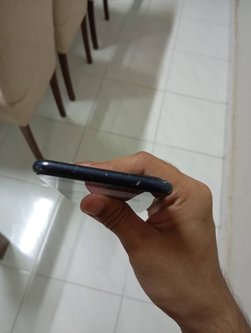 Apple iPhone 7 Plus 5