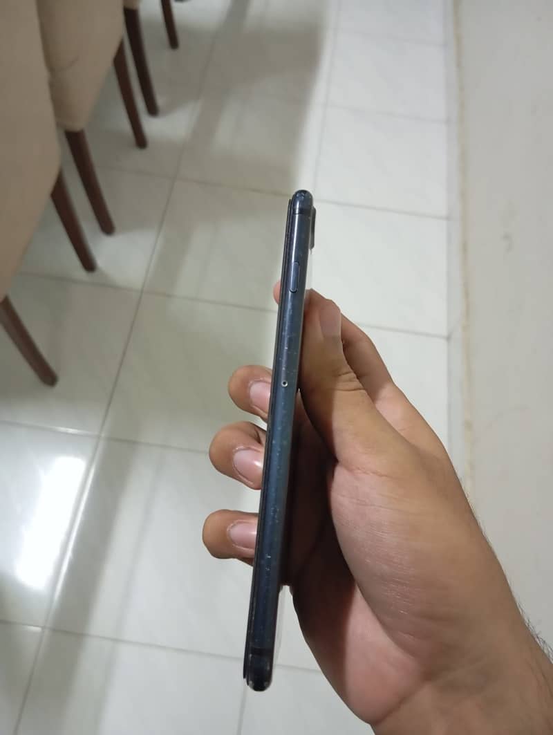 Apple iPhone 7 Plus 2