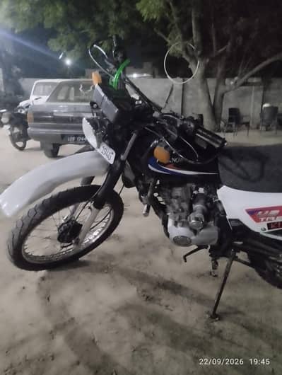 یونائیٹڈ trail for sale Mob no 03040301006