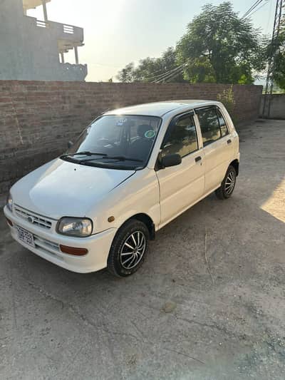 Daihatsu Cuore 2010