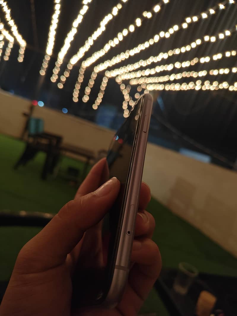 Apple iPhone 11 1