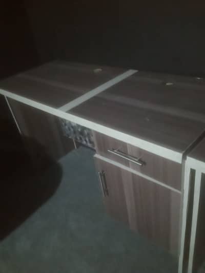 Office working tables