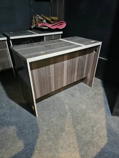 Office working tables