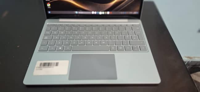 MICROSOFT SURFACE (WHITE)