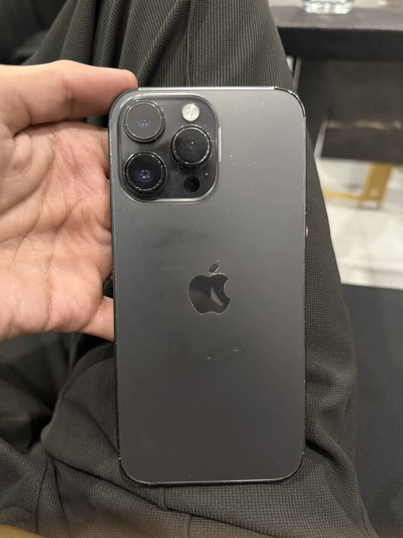 Apple iPhone 14 Pro Max 6