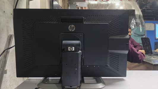 HP ZR2740W 27 inch LCD Monitor