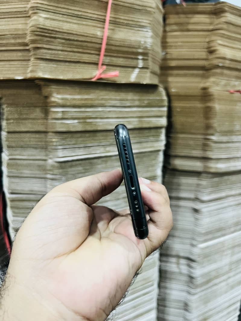 IPhone 11 Pro 5