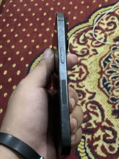 Apple iPhone 15 Pro
