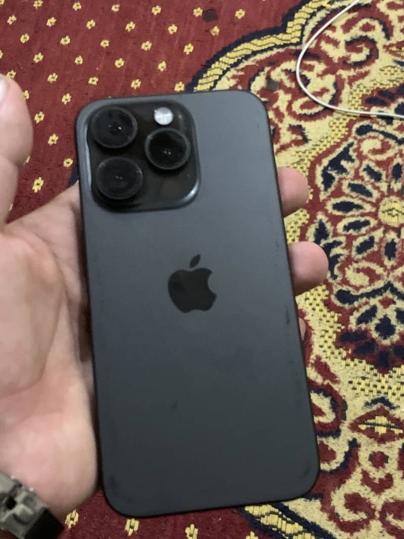 Apple iPhone 15 Pro 1