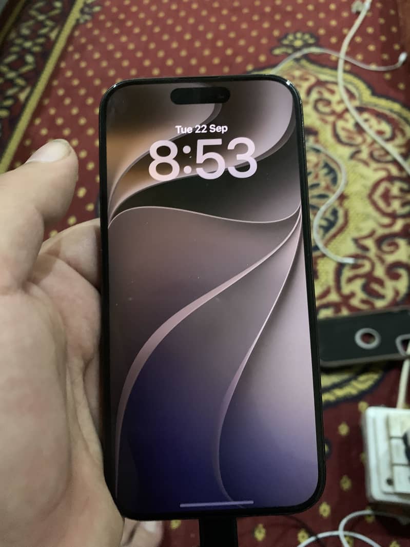 Apple iPhone 15 Pro 2