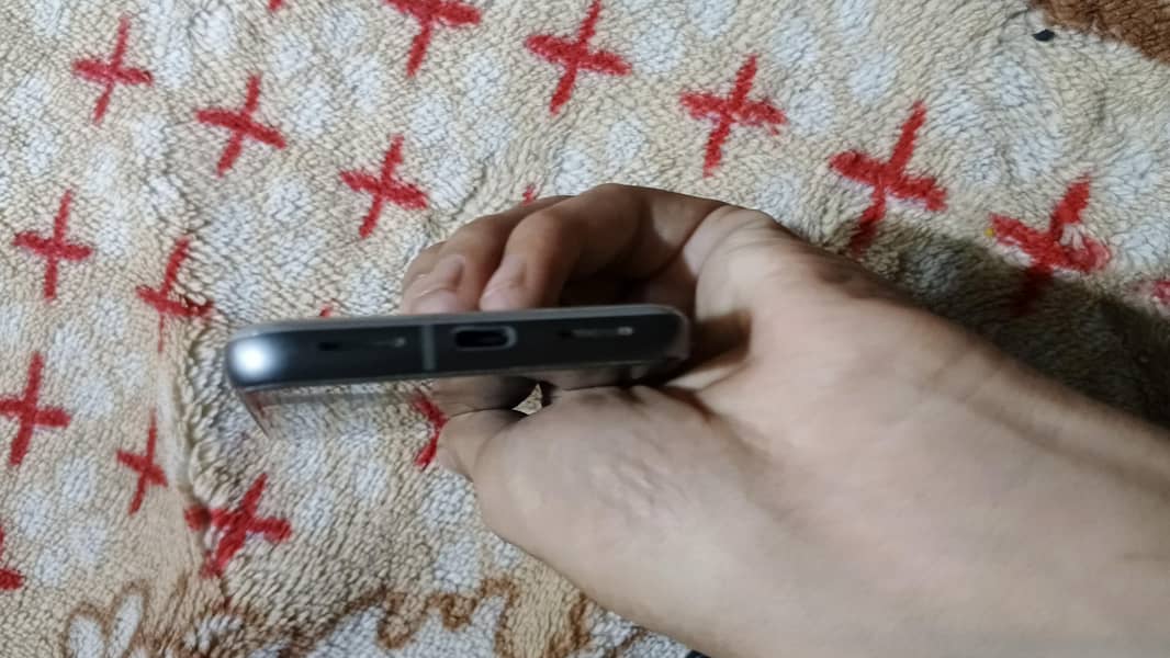 Google Pixel 8 1