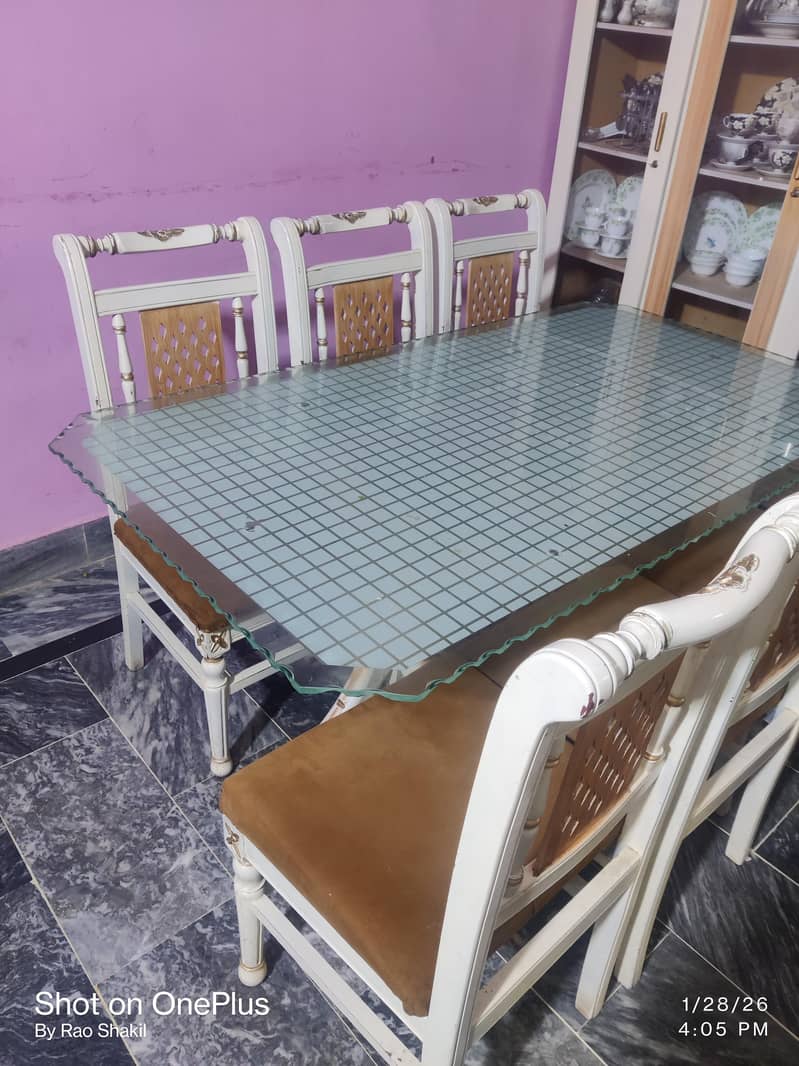Dining table with 6 Chairs set 1