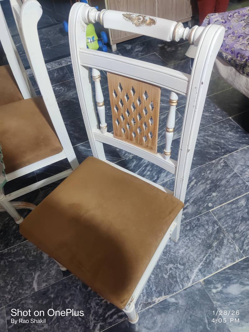 Dining table with 6 Chairs set 4