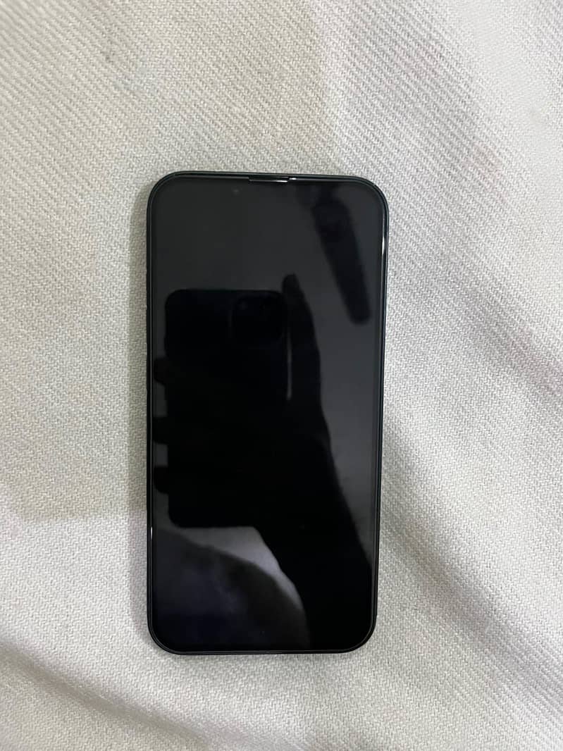 Apple iPhone 13 2