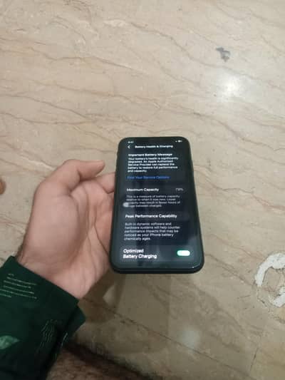 Apple iPhone 11