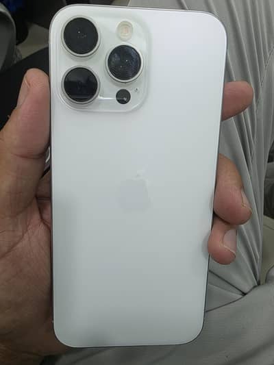 Apple iPhone 16 Pro Max