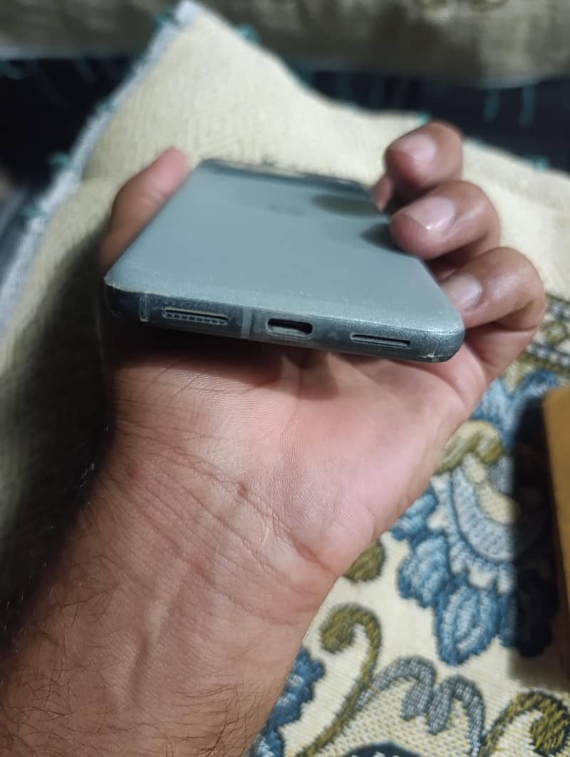 Google Pixel 8 1