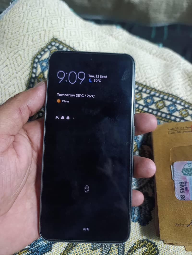 Google Pixel 8 2