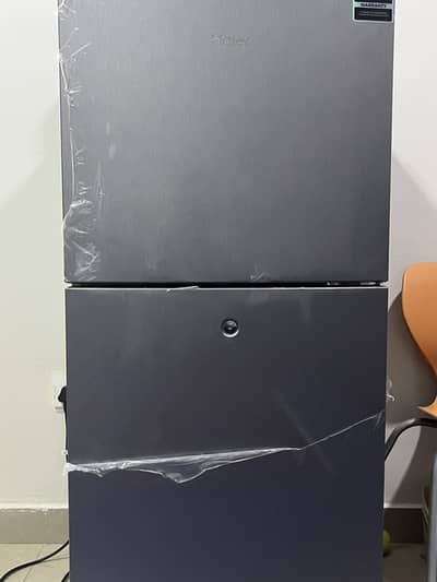 Haier Refrigerator HRF-216EBSA - 186L (5 Months Used, Excellent Condi