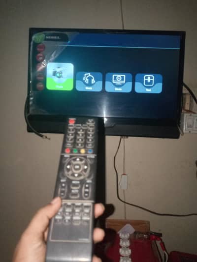 Nobel 32 inch LED TV lush condition