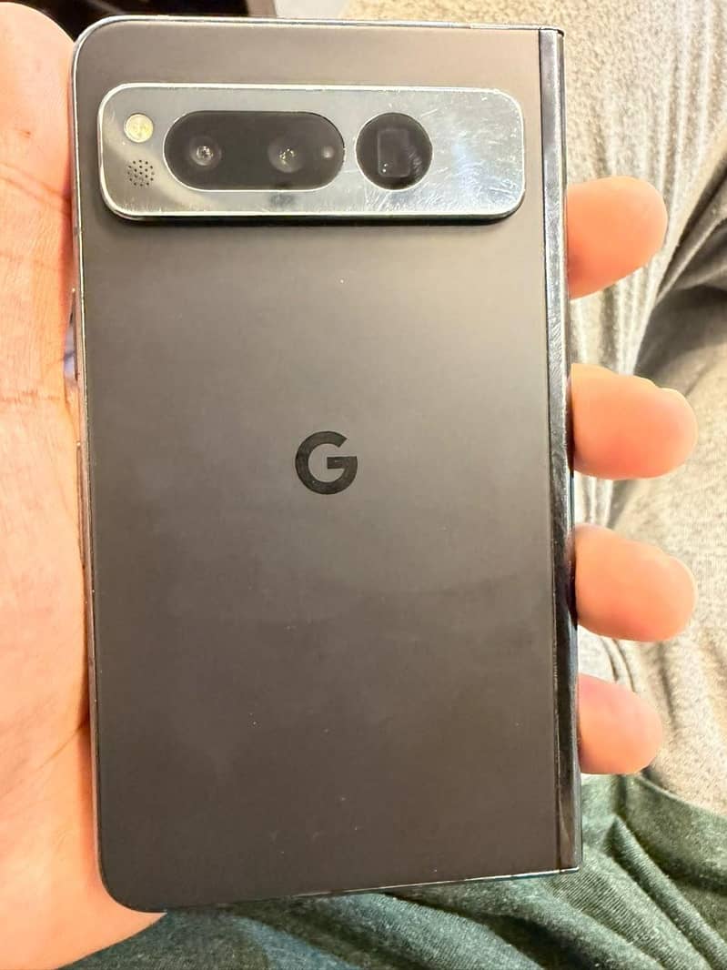 Google Pixel Fold 1