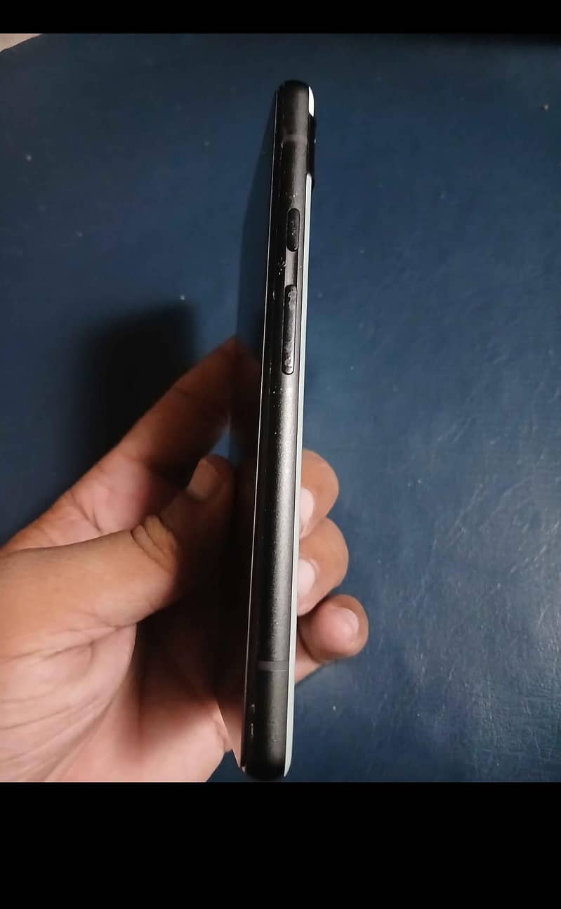 Google Pixel 6a 1