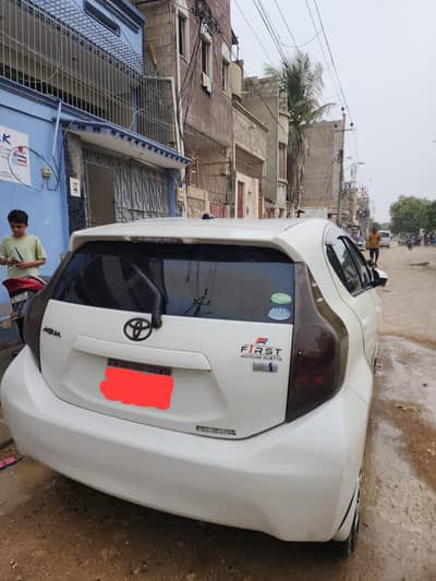 Toyota Aqua 2013