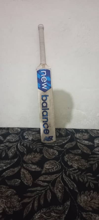 New Balance bat