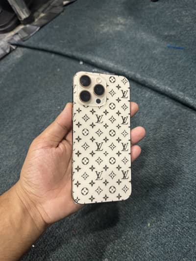 Apple iPhone 16 Pro Max (Factory Unlocked)