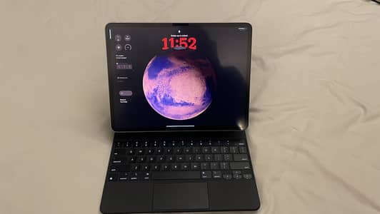13 inch iPad Air & Magic keyboard with original boxes