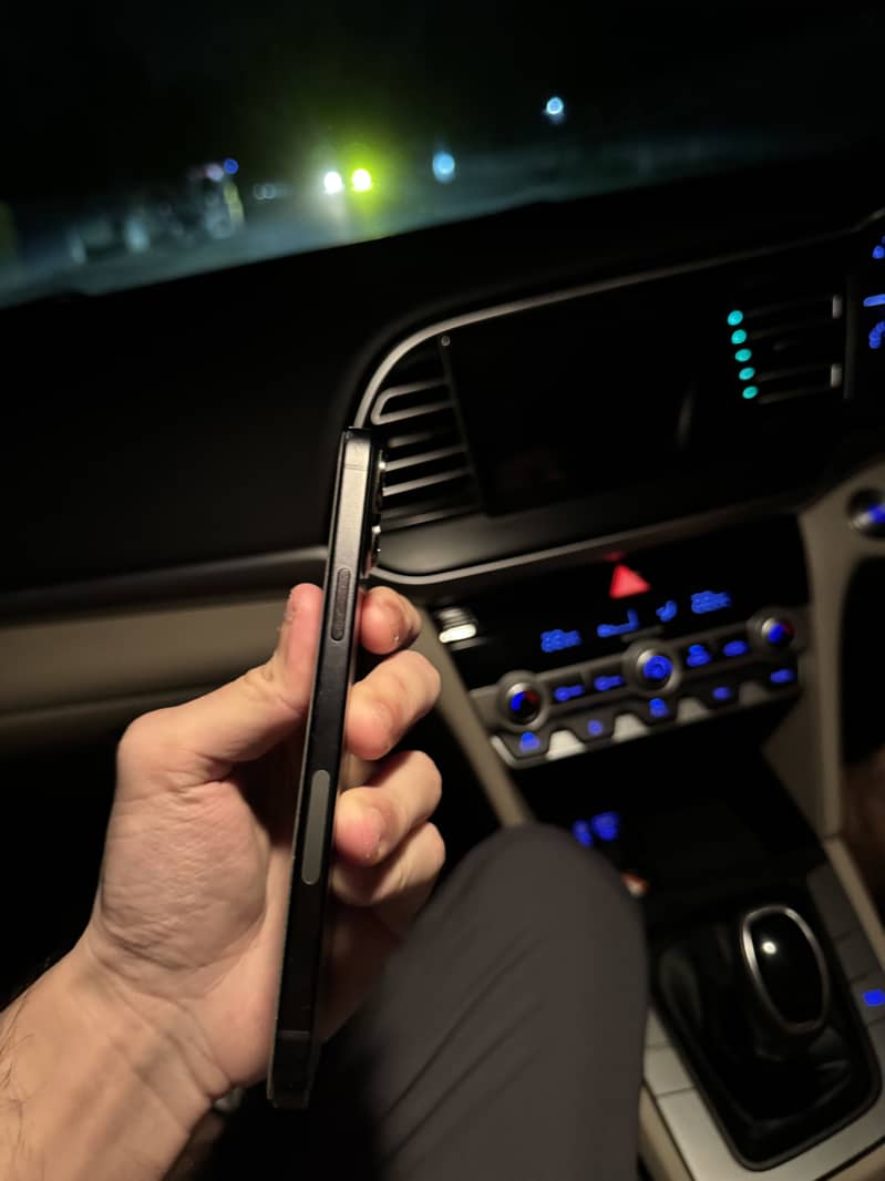 Apple iPhone 15 plus 1