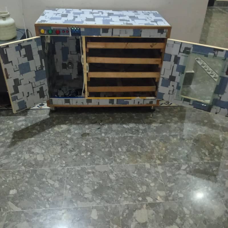 incubator 3