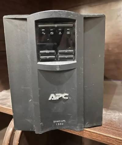 APC Smart-UPS 1500